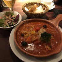 スペイン料理 La Cazuela 三ノ宮 ミント神戸店 - 鷄もも肉のトマトソース煮込み