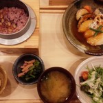 五穀 - 白身魚と野菜健康黒酢あんかけ定食