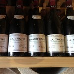 柳家 - 玄関先のワイン