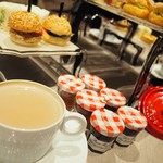 カフェ＆ダイニング ゼルコヴァ - 