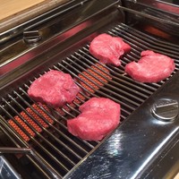 お肉屋 けいすけ 三男坊 - 
