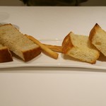 リストランテ サクラ - 2017/12/8  フォカッチャ、グリッシーニ