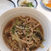 銀座アスター 本店 - セロリー麺1900円半分取り分け分