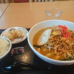 権現湖パーキングエリア上り線 スナックコーナー・フードコート - ラーメンとん太かよ‼️ 