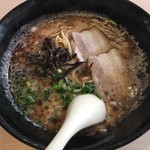 餃餃者 - ★黒ラーメン＋半餃子＋ミニ丼（1050円）★