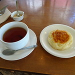 クランペット - ランチドリンクとクランペット
