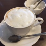 Kafedainingukurisutofarobin - カフェオレ