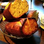 コリス - 山盛りフランスパン