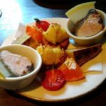 コリス - 突出し