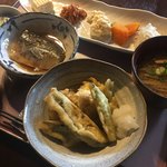 Usagino Ippo - 鯖の味噌煮、鳥の天ぷらと茄子の揚げだし