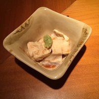 石塀小路豆ちゃ 京都 - お通し。湯葉。