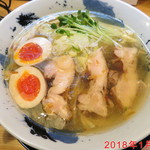 彩色ラーメン きんせい総本家 夢風 - 燻製鶏塩ラーメン　\1000