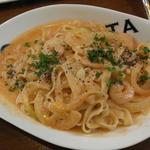 DOLCE VITA - 小海老のトマトクリームパスタ  1380円