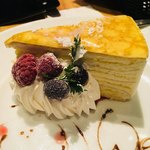 Botanical Garden SARU CAFE - 