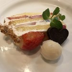 くいしんぼー山中 - 佐賀ほのか苺のケーキ他