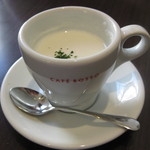 Kuri Kuri Kohi - サンドウィッチに付くスープ。何気にカップがCAFE ROSSOのもの