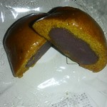 梅林堂 - 料理写真:黒糖饅頭