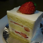 菓子工房 リーフムーン - 苺のショートケーキ