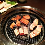 Shimanto Gyuuhompo Yakiniku Yokoyama - 