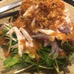 焼鳥 酉たけ - 蒸し鶏のサラダ