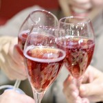 波へい - ロジャーグラート ロゼスパークリングで乾杯〜♪