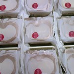 Kee Wah Bakery - 上品なパッケージ