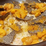 馳走 啐啄一十  - ⑰ 黒トリュフ(イタリア産)ご飯(生玉子入り)、今回はスペシャル仕様で毛蟹(北海道産)、蝦夷馬糞雲丹(北海道産)入り