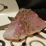 馳走 啐啄一十  - ⑬根付き鯵(静岡県駿河湾、3日熟成)