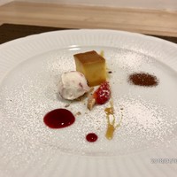 Osteria Tutto Sole - サラダランチの一口デザート【かぼちゃのプリンとイチゴのセミブレッド】。
