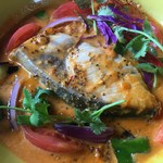 スプーンソング - 【ケーララ・ナダンフィッシュ】ブリの切り身がドーン！と一枚入っています☆