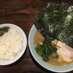 一乃利 - ラーメン(油少なめ)+のり+ライス 850円