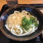 うどん おかだ - かけうどん220円