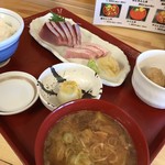 食事処 たむら水産 - 金沢産天然ぶり刺定食