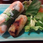 ベトナム食堂 ロータスタイム - 揚げ春巻きと生春巻きのセット