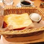 エスタシオンカフェ 京都 - トーストモーニング