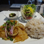 Kutsuro gu Cafe - ポークジンジャーグリルプレート