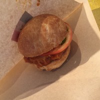 Convivio - トリッパ煮込みのコンビバーガー