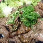 精肉・卸の肉バルSanoso - 