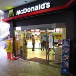 マクドナルド リヴィン光が丘店 - 