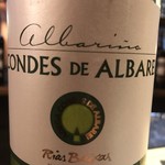 White wine Condes Albariño