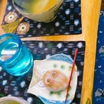 ふくろう美術館 - 料理写真:柚子ティーセット、和菓子はフクロウの形