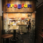 東北バル トレジオン - トレジオンは半地下のお店です！