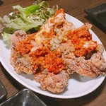 彩波 - フライドチキンのチリコンがけ  750円