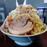 かじろうramen7 - ラーメン小700円 野菜ましまし、あぶらましまし、にんにくちょいまし