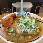 麺将 ケン暴 - 辛肉ラーメン 薬味増し