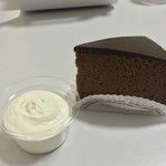 菓子工房グリューネベルク - ザッハトルテ♡