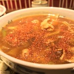 味奈登庵 - カレー南蛮そばには唐辛子だ！   
      ブチまけろ！  #BCMKR! 