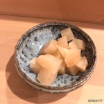 すし処 睦月 - ガリ