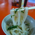 美光粄條店 - 台湾・乾麺(グアンミェン)の製法ですね。