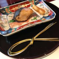 祇をん 豆寅 祇園店 - ランチ、豆すし膳の焼き物、鰆の西京焼き。